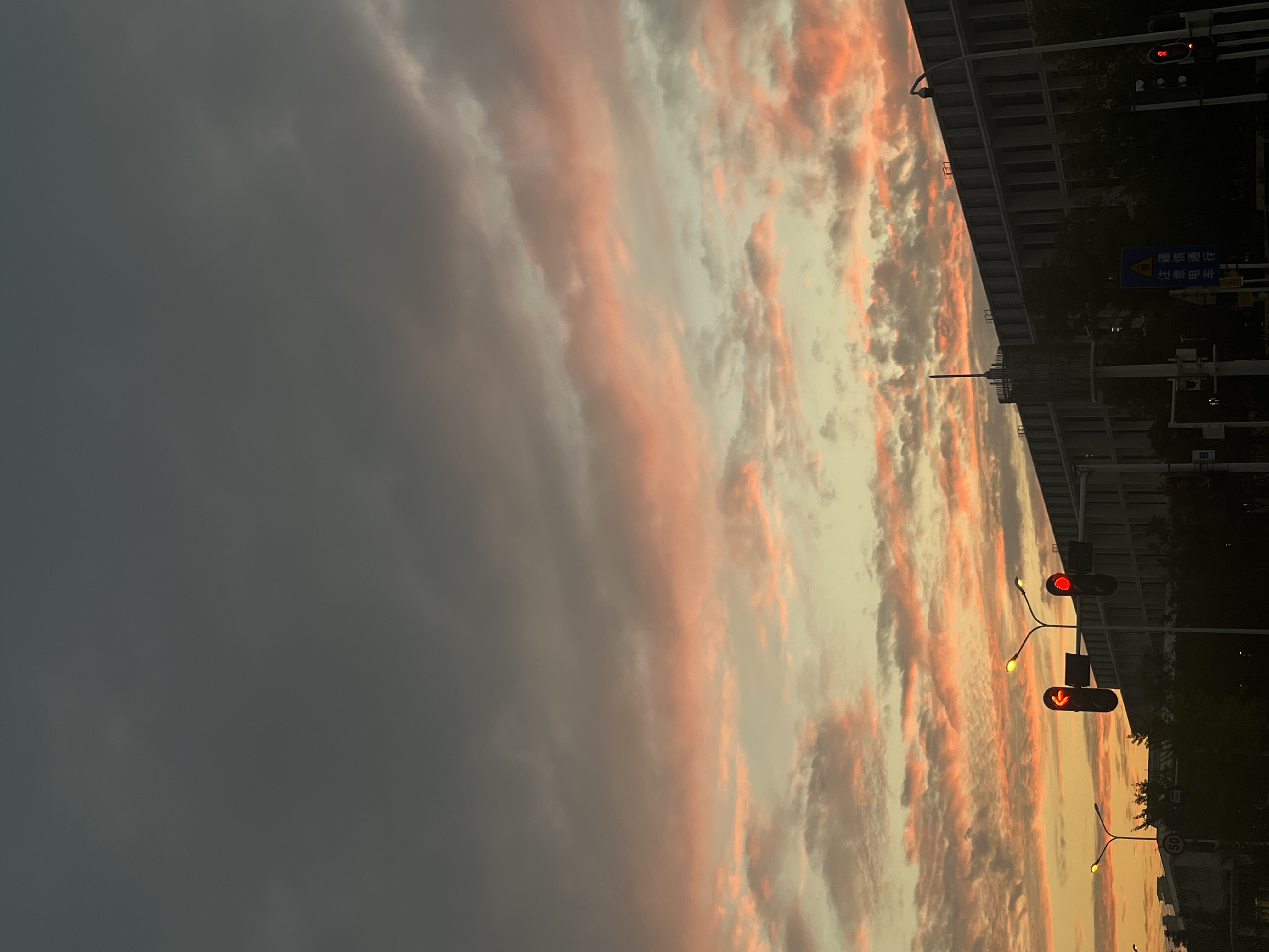 cloud00008.JPG