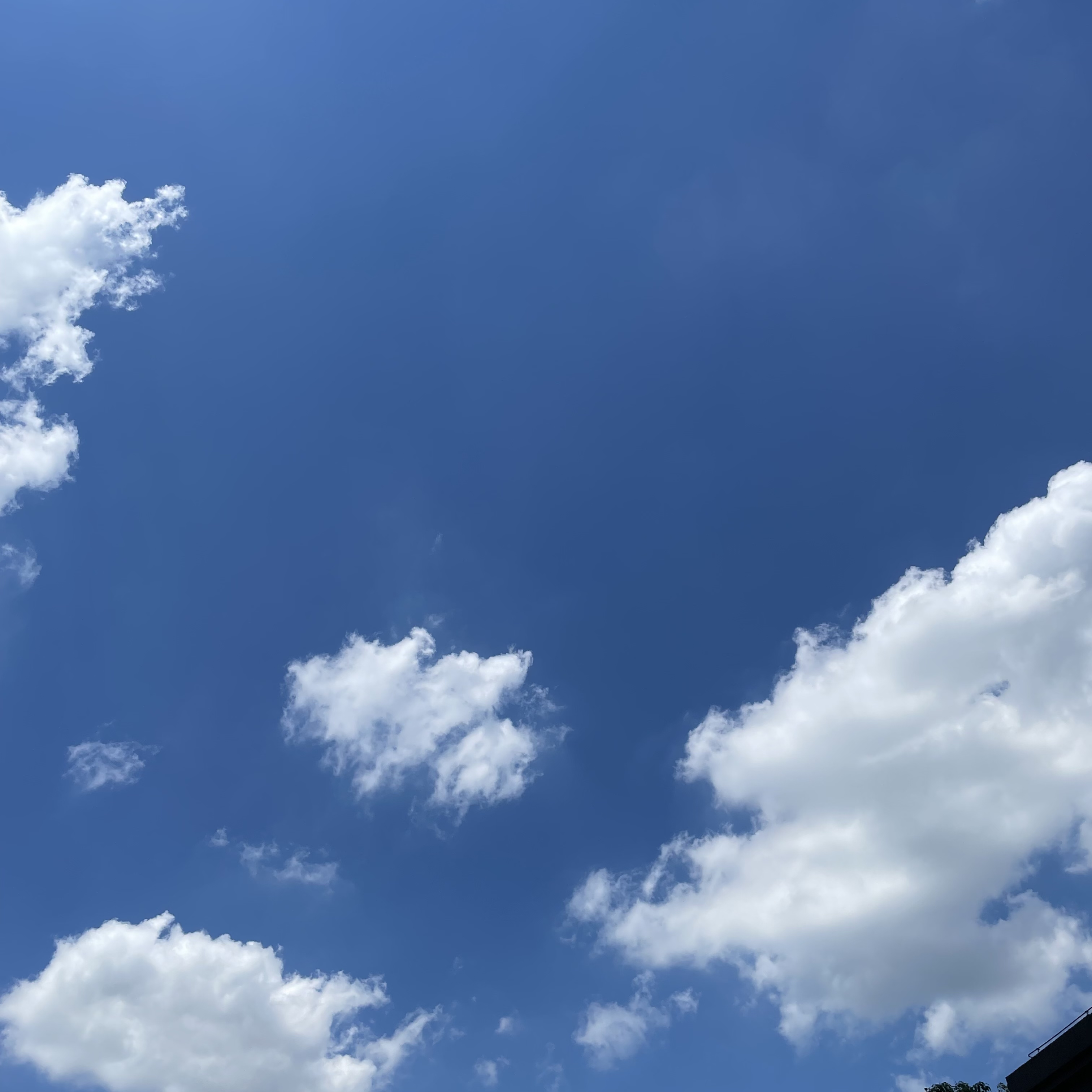 cloud00012.jpeg
