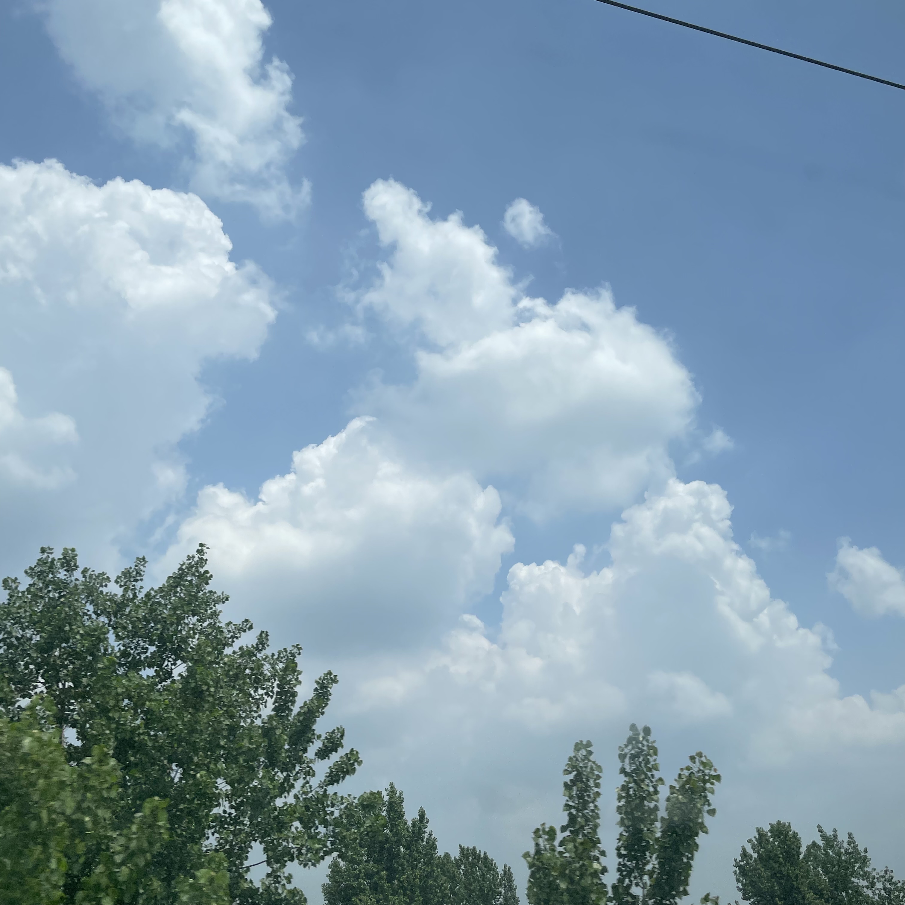 cloud00020.jpeg
