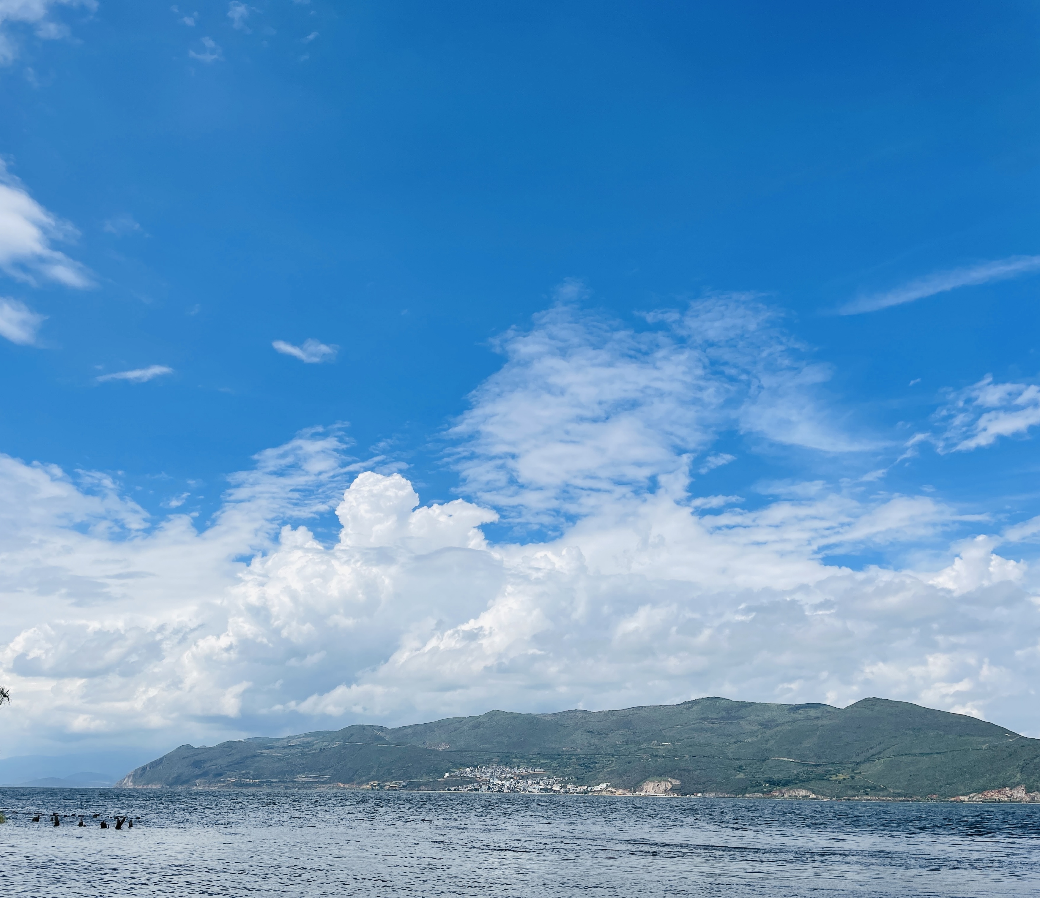 cloud00024.jpg